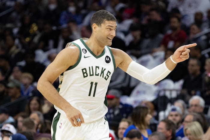 Milwaukee Bucks center Brook Lopez vs. Philadelphia 76ers